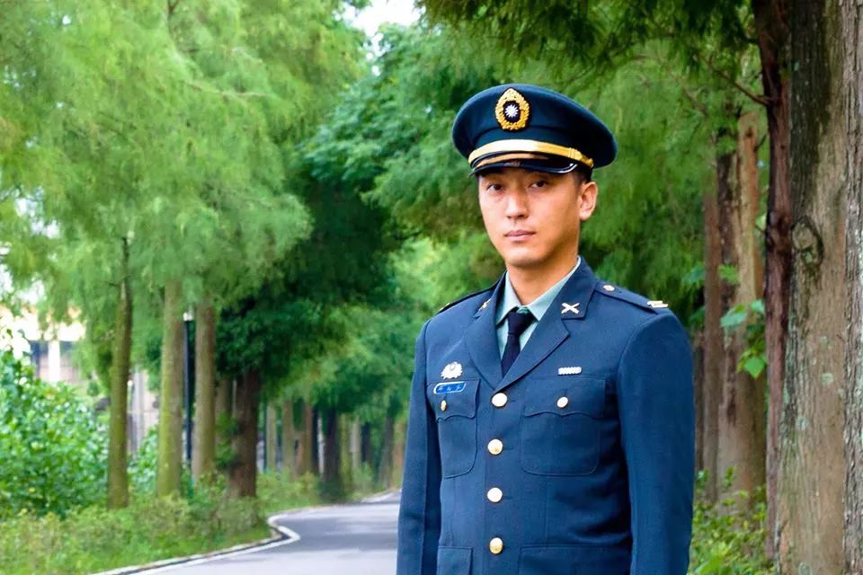台湾各级军官待遇概览