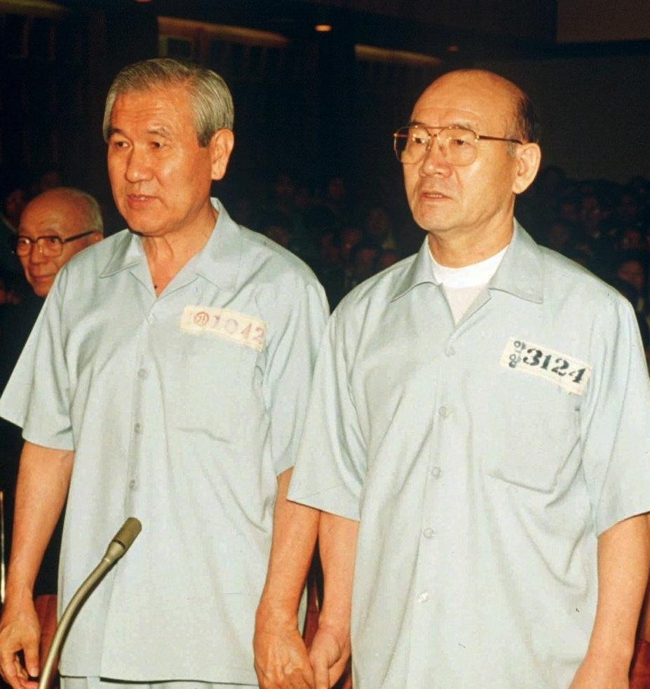 李明博入狱待遇的背后故事与反思
