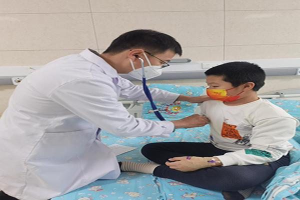 儿童医院外科专家——守护儿童健康的白衣战士