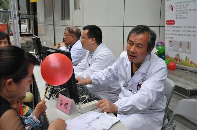呼吸哮喘专家门诊，守护呼吸健康的坚实后盾