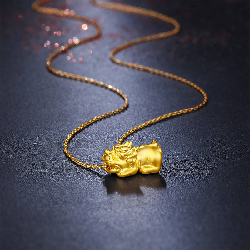 黄金吊变白的奥秘，色彩变化的背后故事