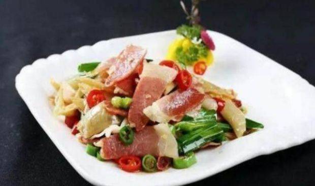番茄蛋花笋干，一道美味佳肴的烹饪探索