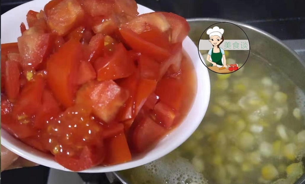 番茄蛋花玉米汤，一道美味与健康并存的佳肴