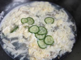 青豆蛋花汤，一道美味与健康并存的佳肴