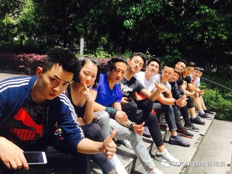 健身巡场，探索现代健康生活的运动之旅