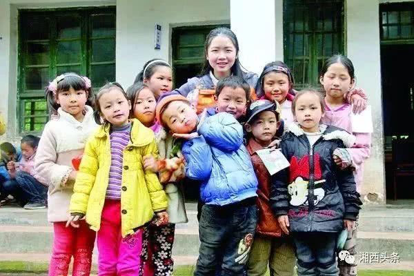 中班美术全家福教案